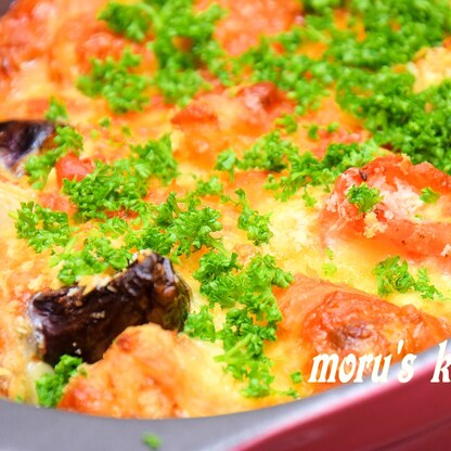 簡単イタリアン♪鶏ムネ肉と野菜とチーズのオーブン焼